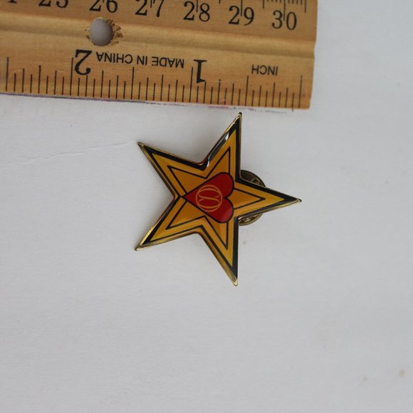 what appears to be scout Pin Vintage - Picture 1 of 2